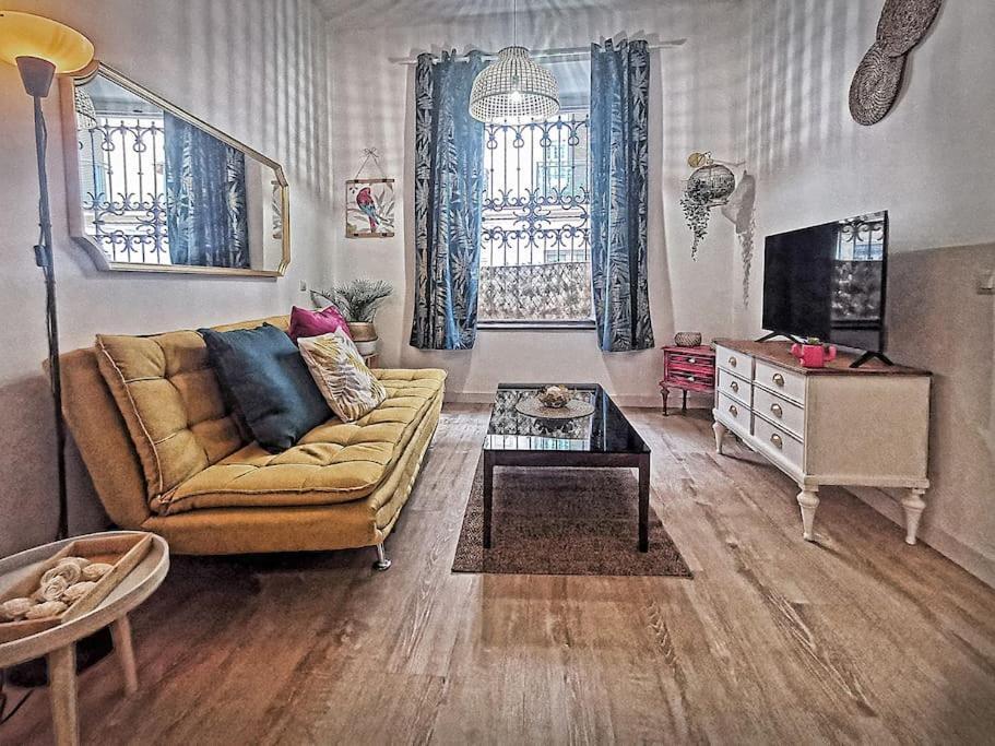 Apartamento A 2 Minutos De Plaza La Merced, Málaga Eksteriør bilde